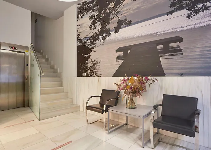 The Collection - Gros Arena I Lägenhet